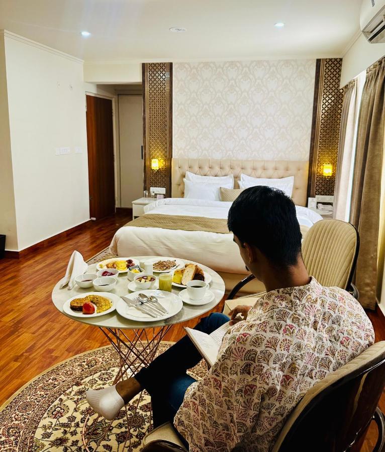 Hotel Amayra Τζαϊπούρ Εξωτερικό φωτογραφία